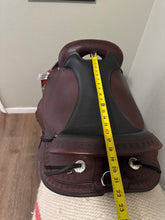 Load image into Gallery viewer, 17” Circle Y Park and Trail Endurance Saddle