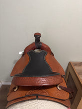 Load image into Gallery viewer, 16” Dakota Roper Western Saddle