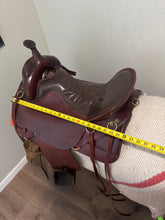 Load image into Gallery viewer, 17” Tucker Western Saddle