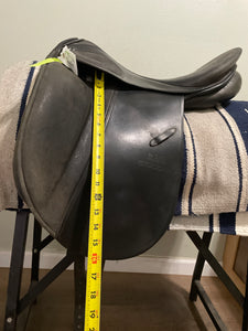 18.5” Stubben Dressage Saddle
