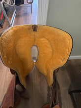 Load image into Gallery viewer, 16” Champion Tuff Competitor Western Saddle