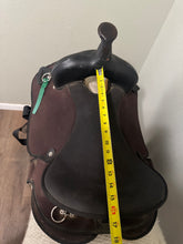 Load image into Gallery viewer, 16.5” Abetta Hybrid Western Saddle