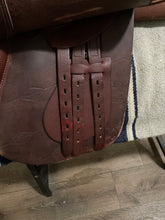 Load image into Gallery viewer, 16.5” HDR English Saddle