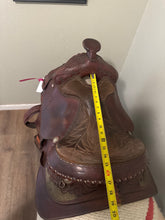 Load image into Gallery viewer, 15” Smith Saddlery Western Saddle