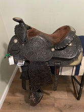 Load image into Gallery viewer, 16” Black Smith Western Saddle