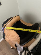 Load image into Gallery viewer, 14” Sensation Treeless Saddle With Girth And Pad