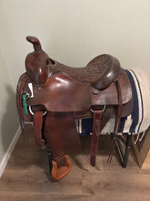 Load image into Gallery viewer, 16” Simco Western Saddle