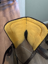 Load image into Gallery viewer, 15” Wintec Synthetic Western Saddle