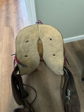 Load image into Gallery viewer, 15.5” Easy Rider Endurance Saddle