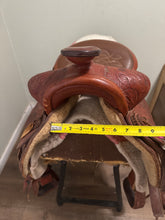 Load image into Gallery viewer, 15” Western Saddle