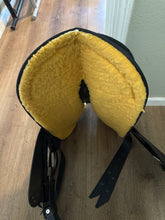 Load image into Gallery viewer, 16” Wintec Synthetic Western Saddle