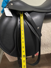 Load image into Gallery viewer, 16” Wintec Adjustable AP English Saddle