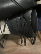 Load image into Gallery viewer, 17” Karl Niedersuss Dressage Saddle