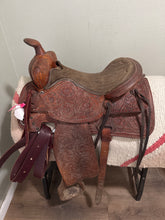 Load image into Gallery viewer, 15” Bona Allen Western Saddle