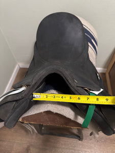 16” Wintec Dressage Saddle