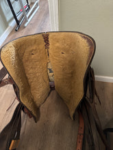 Load image into Gallery viewer, 16” Simco Western Saddle