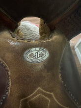 Load image into Gallery viewer, 14” Double J Western Barrel Saddle