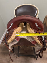 Load image into Gallery viewer, 15.5” Sharon Saares Endurance Saddle