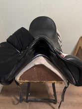 Load image into Gallery viewer, 17.5” Mac Rider Monoflap Dressage Saddle