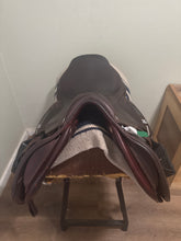 Load image into Gallery viewer, 16” CWD SE 2Gs Jump Saddle