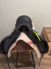 Load image into Gallery viewer, 18” Custom Dressage Saddle