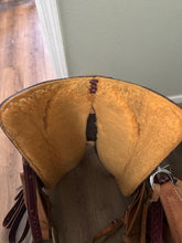 Load image into Gallery viewer, 15.5” Corriente Western Saddle