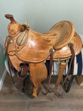 Load image into Gallery viewer, 16” Parelli Fusion Western Saddle XX