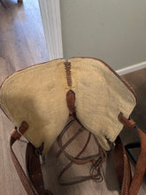 Load image into Gallery viewer, 15” Hereford TexTan Western Saddle