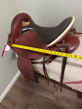 Load image into Gallery viewer, 15.5” Sharon Saares Endurance Saddle
