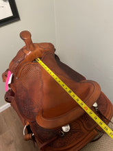 Load image into Gallery viewer, 15” Tooled Western Saddle