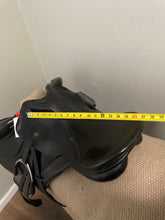 Load image into Gallery viewer, 17” Kieffer Black Event Saddle