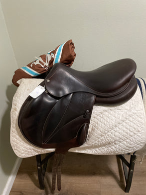 18” Voltaire Lexington  Jump Saddle Monoflap