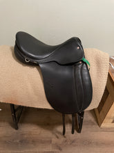 Load image into Gallery viewer, 16.5” Courbette Dressage Saddle