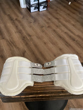 Load image into Gallery viewer, XL White Hufglocken Patent Fleece Tendon Boots