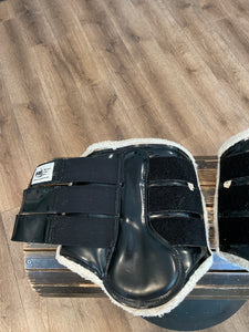 L Black DSB  Patent Fleece Boots