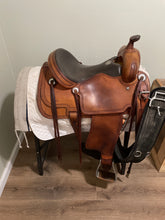 Load image into Gallery viewer, 16” Martin Trail Western Saddle