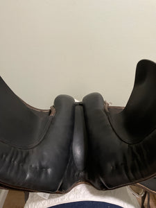 17.5”  Brown Courbette Dressage Saddle