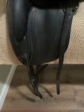 Load image into Gallery viewer, 17” JRD Dressage Saddle