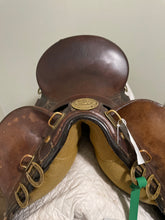 Load image into Gallery viewer, 18” Australian Stock Saddle