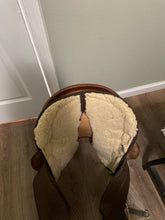 Load image into Gallery viewer, 13.5” Fabtron Hybrid Western Saddle