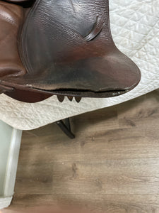 18” Devoucoux Jump Saddle