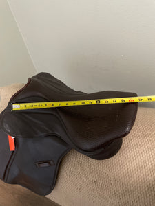 16.5” Dover Pro Ride Synthetic Jump Saddle
