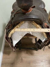 Load image into Gallery viewer, 15” Toca Western Saddle
