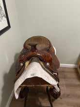 Load image into Gallery viewer, 14” Hereford Western Saddle