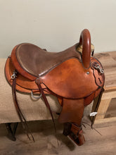Load image into Gallery viewer, 16” Crates Endurance Saddle