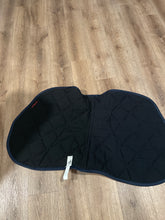 Load image into Gallery viewer, Red Fouganza English Jump Saddle Pad