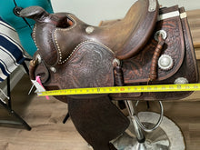 Load image into Gallery viewer, 15 Vaquero Saddle
