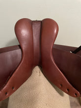 Load image into Gallery viewer, 15” Pessoa Pony Saddle