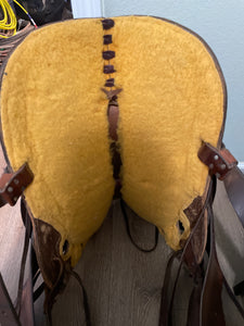 13.5” Fallis Round Skirt Western Saddle
