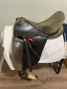 17.5” Black/Grey County Dressage Saddle